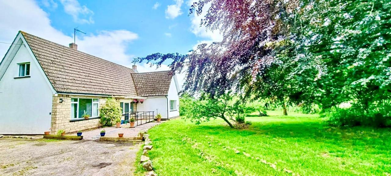 Three Bedroom Rural, Relaxing And Peaceful,Dogs Welcome! With Cymru Holidays Абергавенни Экстерьер фото